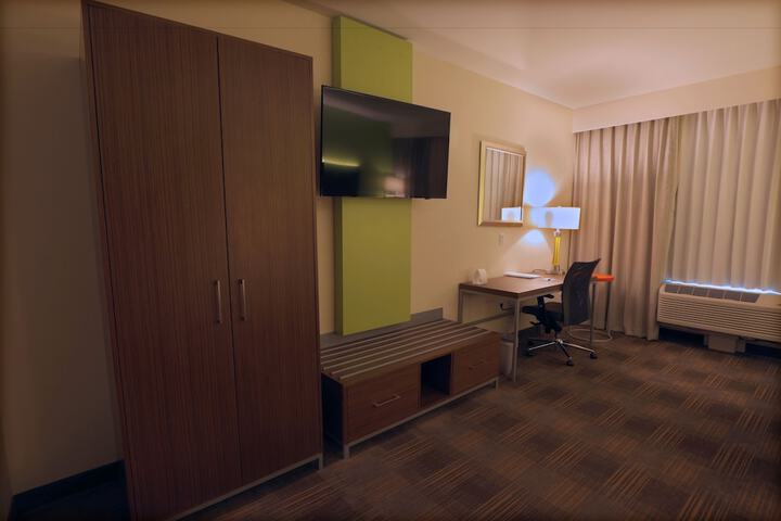 Room 21 of 73