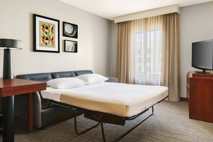 Room 19 of 28
