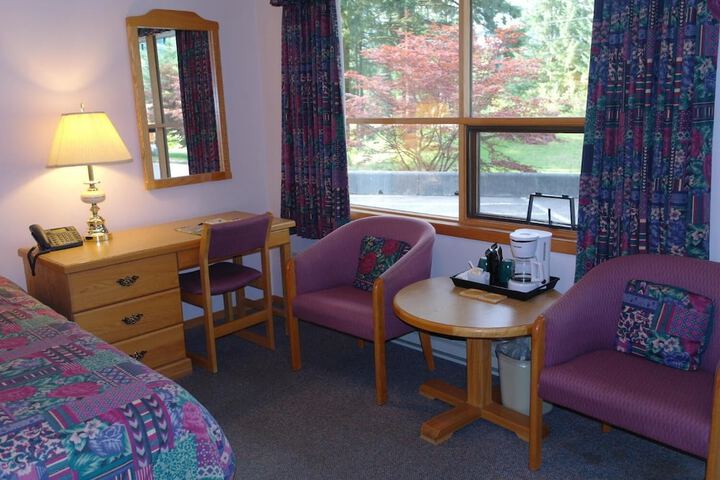 Room 16 of 30