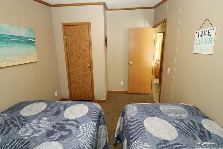 Room 18 of 35