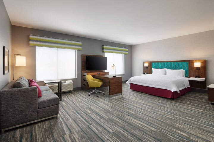 Room 15 of 34