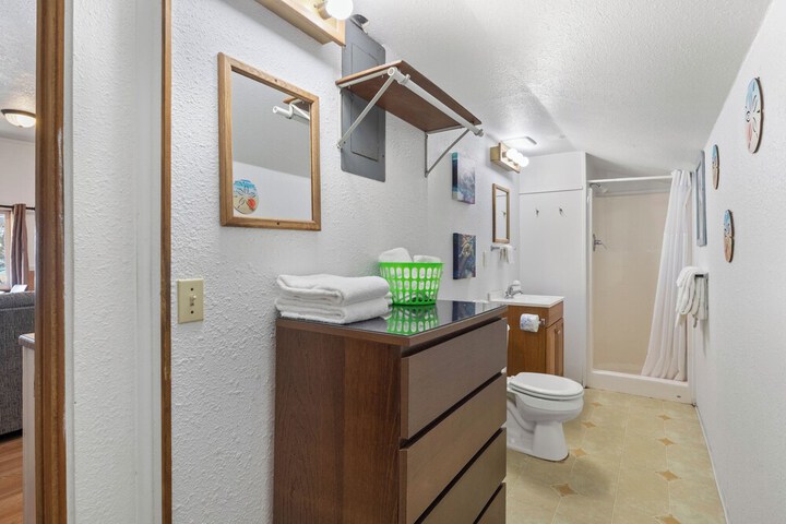 Oceanside Ocean Front Cabins