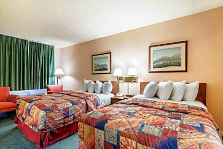 Jasper Inn & Suites