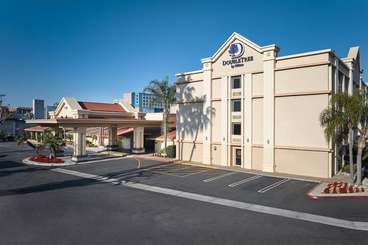 DoubleTree by Hilton Buena Park