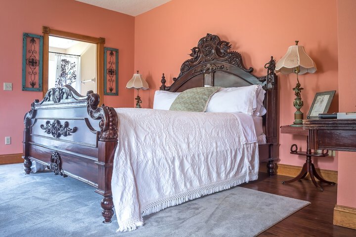 Room 28 of 58