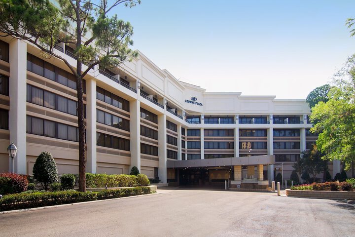Crowne Plaza Executive Center Baton Rouge by IHG