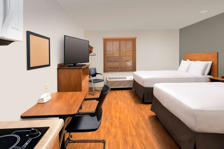 Room 5 of 18