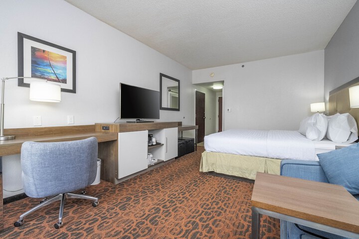 Room 43 of 74