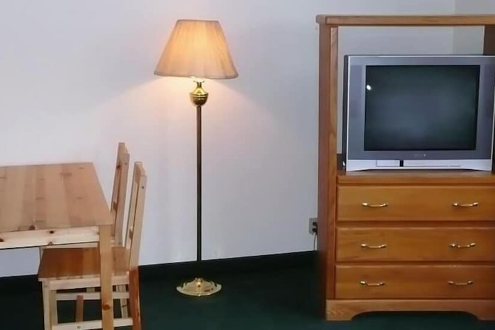 Room 58 of 77