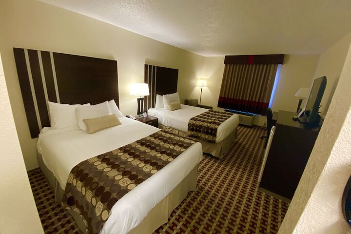 Room 14 of 19