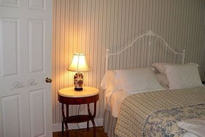 The Shearwater Inn