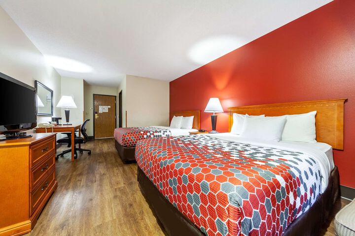 Room 15 of 30