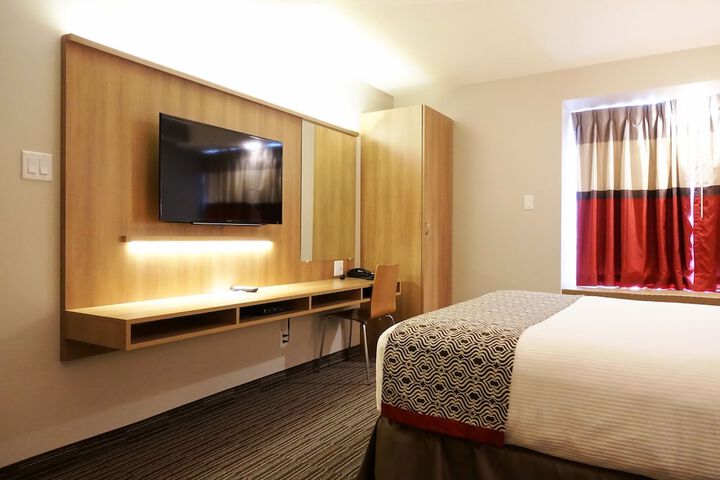Room 16 of 71