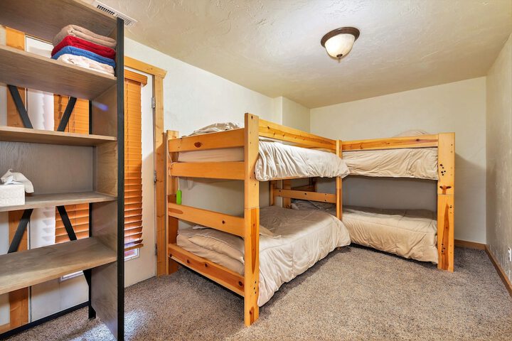 The Hideaway Lodge