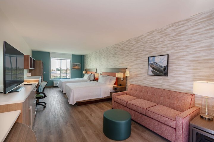 Room 12 of 27