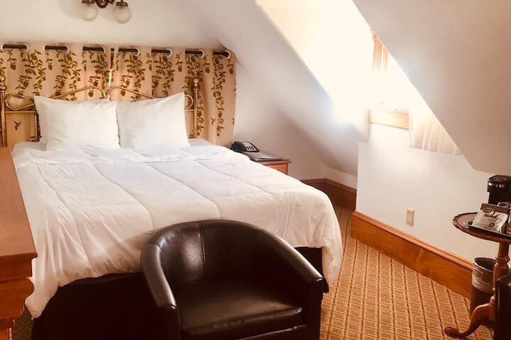 Pacific Grove Inn