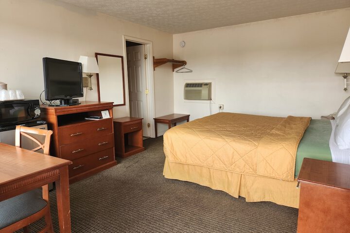 Room 13 of 56