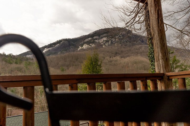 The Chimney Rock Inn & Cottages