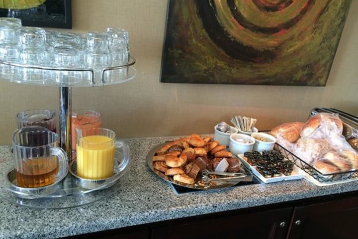 Sheraton Grand Sacramento Hotel