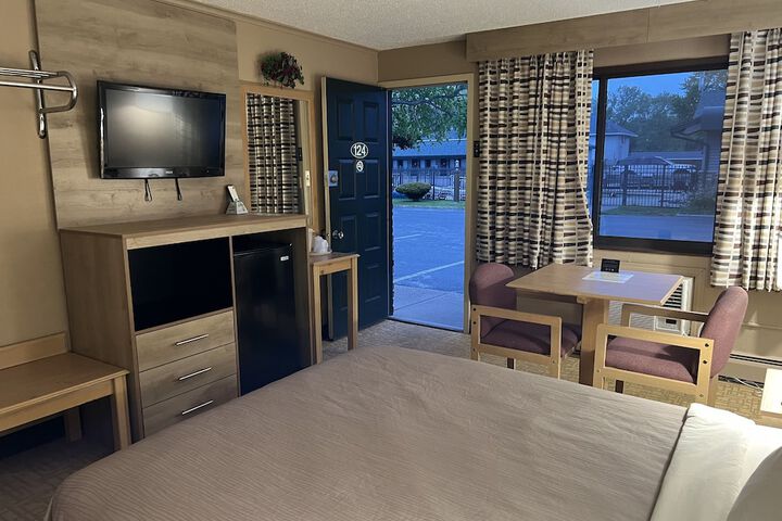 Room 21 of 50