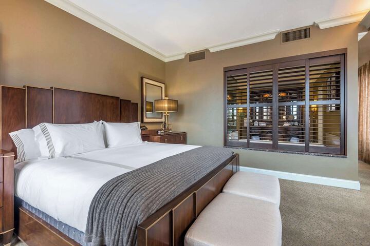 Room 32 of 108