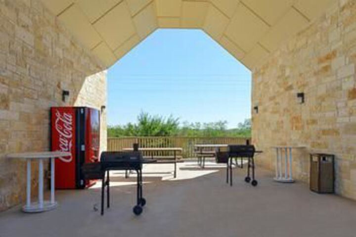Americas Best Value Inn Jourdanton / Pleasanton