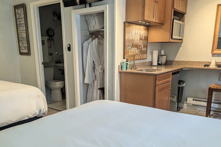 Room 67 of 102