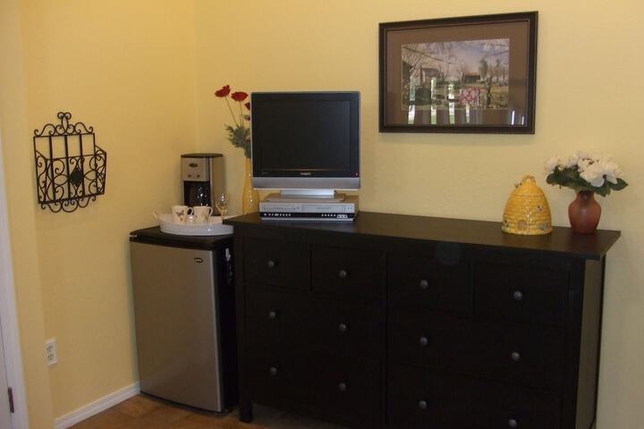 Room 16 of 27