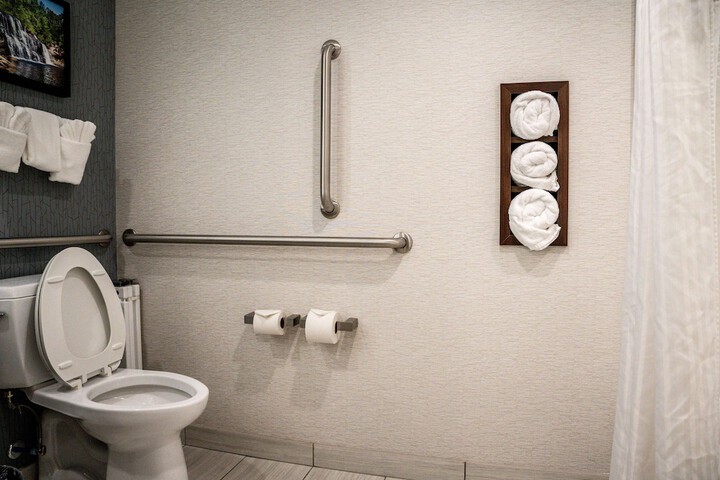 Room 75 of 158