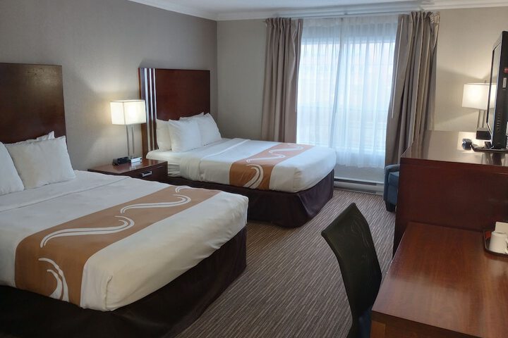 Room 48 of 66