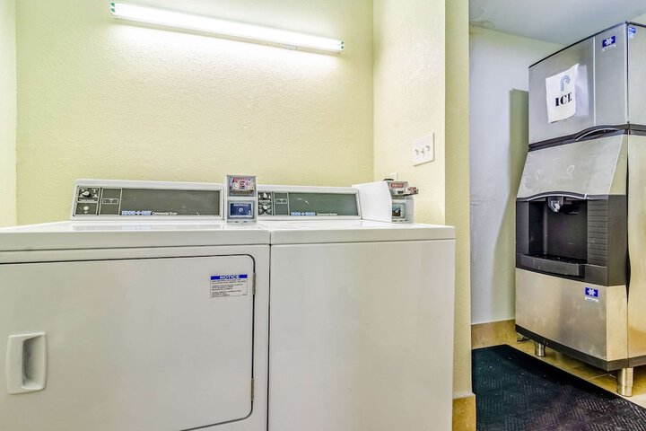 Quality Inn & Suites Creedmoor - Butner