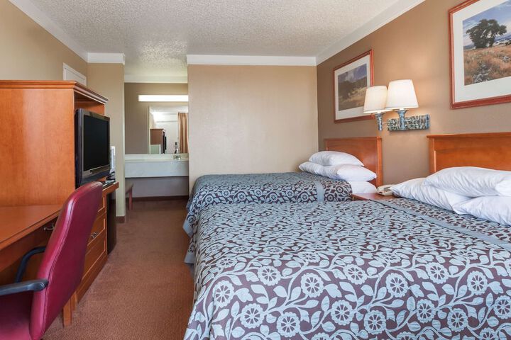 Room 21 of 33