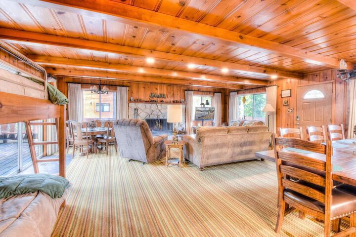 Zephyr Cove Cabin - Walk to Lake and Beach