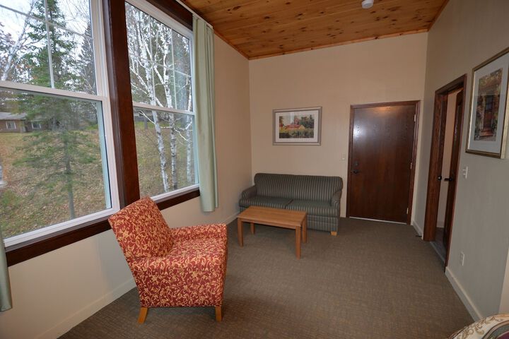 Hanging Horn Lakeside Resort