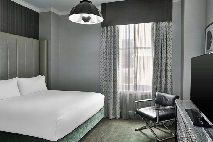 Room 29 of 212