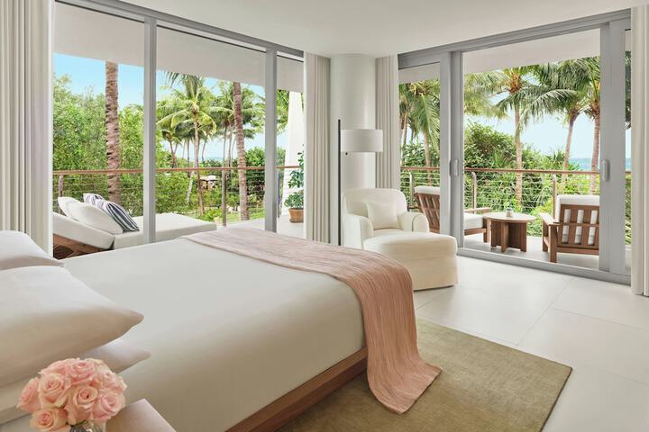 The Miami Beach EDITION