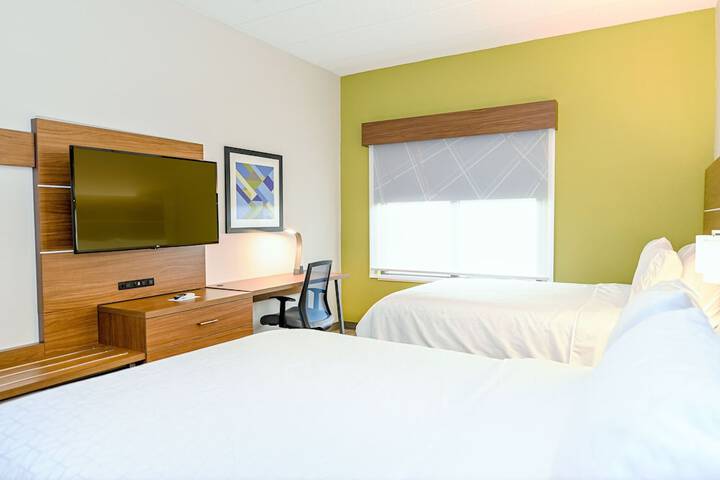 Room 19 of 37