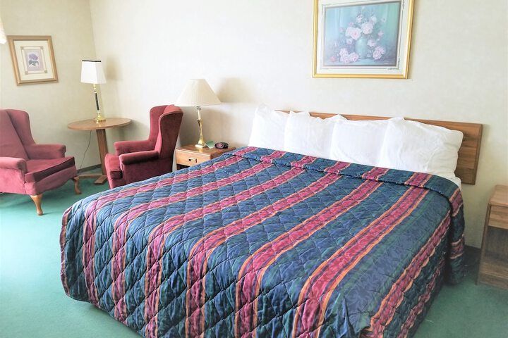 Room 16 of 32