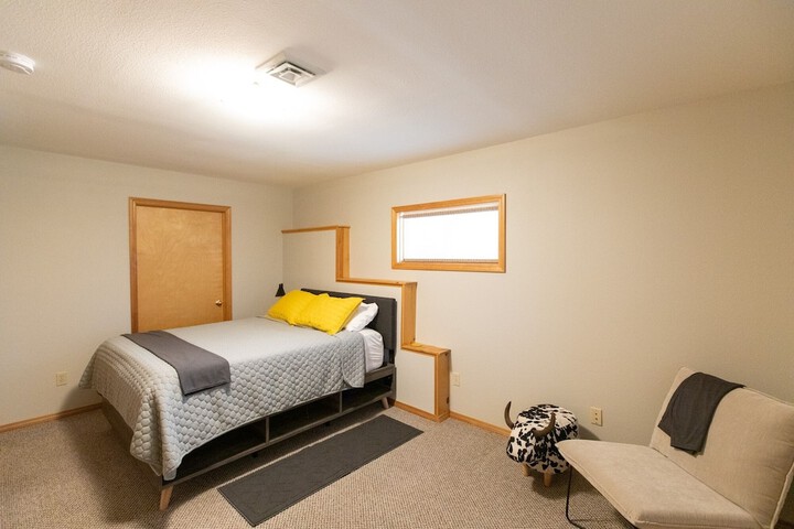The Oaks Home features Private Disc Golf Course by RedAwning