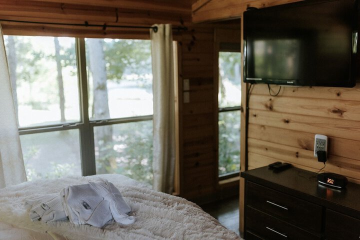 Whispering Springs Wilderness Retreat