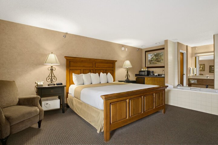 Room 7 of 10