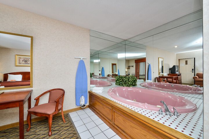 Room 15 of 29