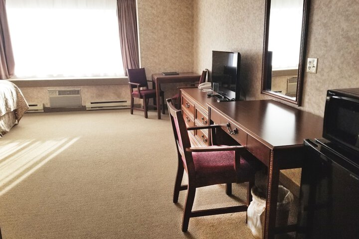 Room 25 of 34