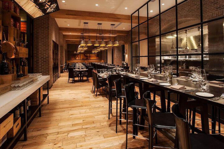 Dining 91 of 166