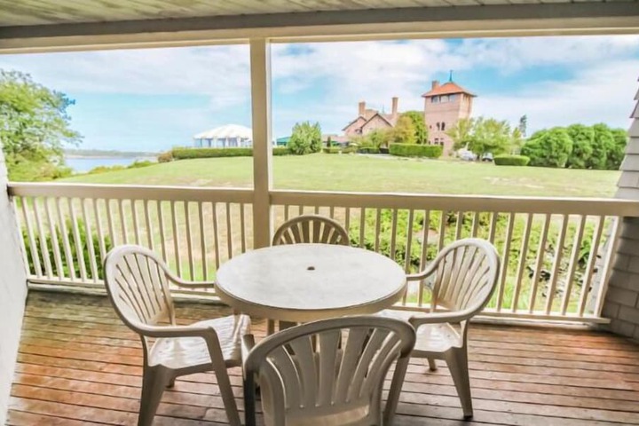 Oceancliff Resort I & II