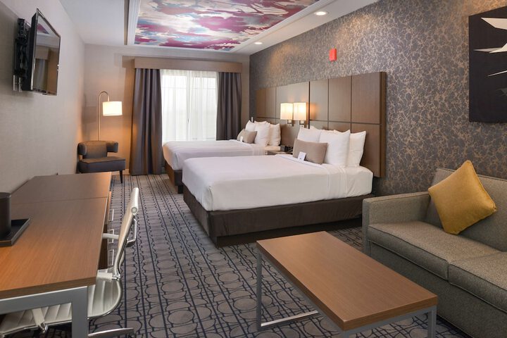 Room 34 of 42