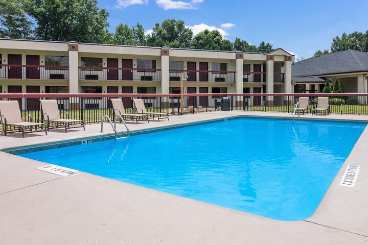 Pool 11 of 36
