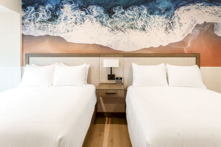 Room 21 of 80