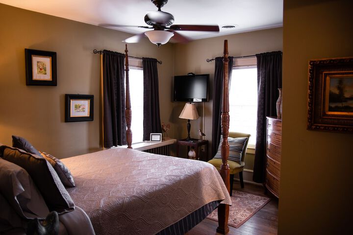 Room 44 of 89