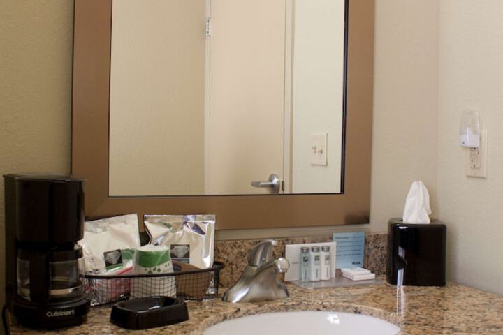 Room 12 of 31